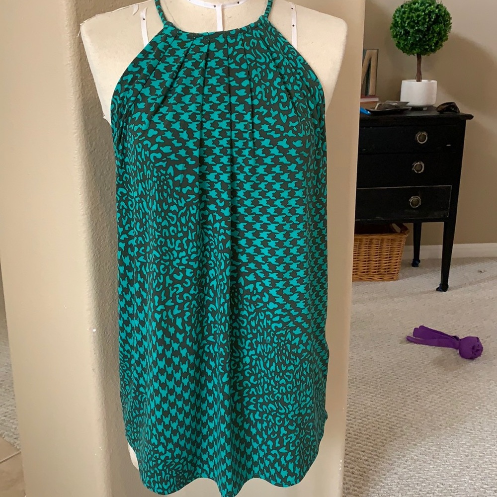 BR Round Neck sleeveless tank NWOT